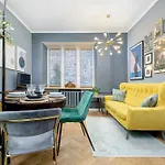 Center Turquoise By Renters *