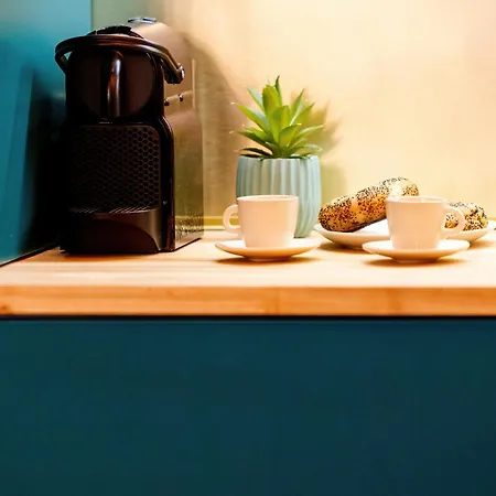 Center Turquoise By Renters Daire *