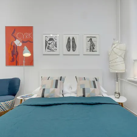 Center Turquoise By Renters *