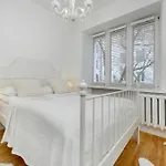 Center Turquoise By Renters Апартаменты *